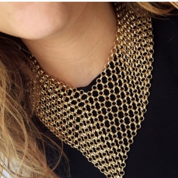 Stylish Silver Bib Neckace - Picture 2 of 7